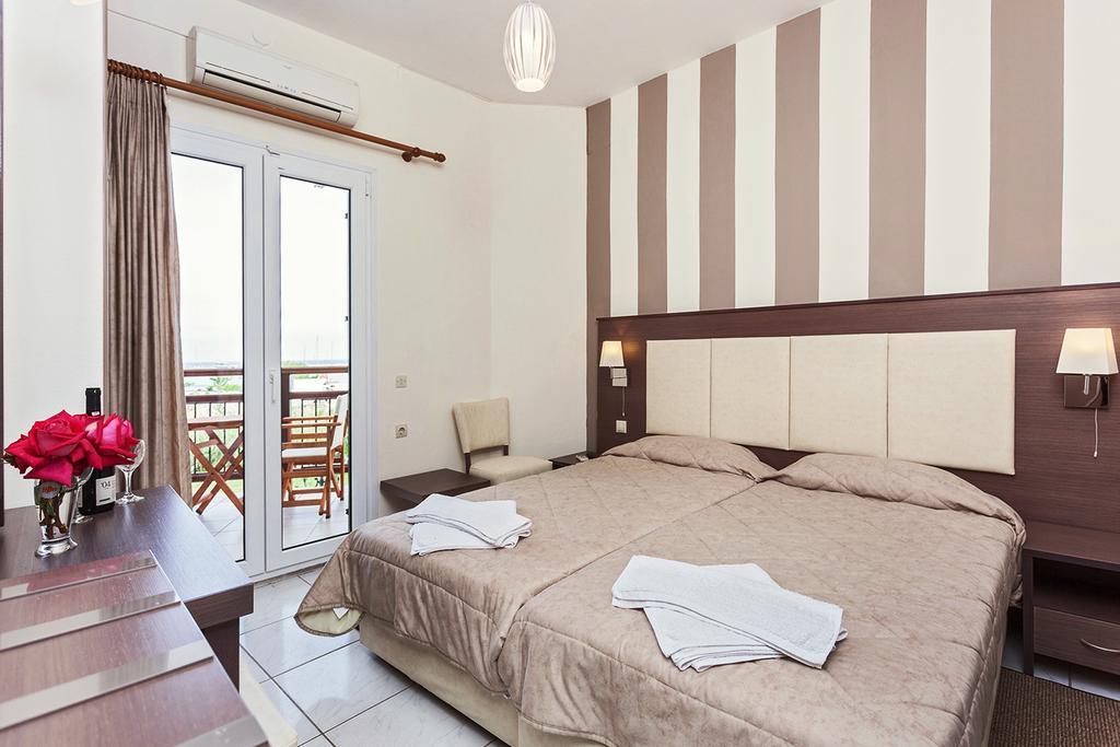 Akti Fine Rooms 스코펠로스 타운 외부 사진